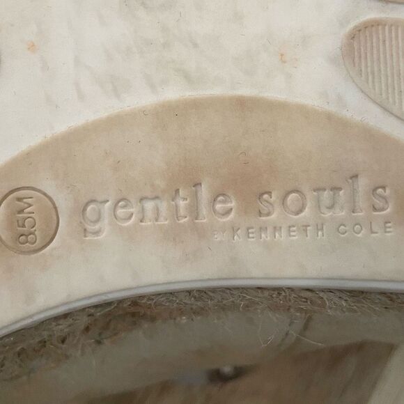 Gentle Souls by Kenneth Cole Lizzy A-Line Sporty Flats - Picture 5 of 5